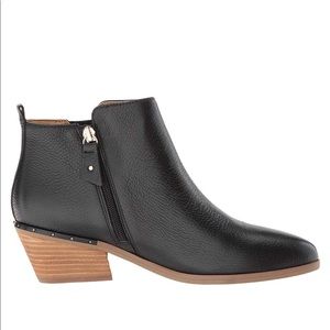 Dr. Scholl’s Largo Bootie Black Size 8